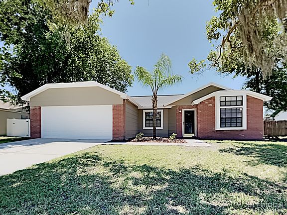 2nd image of 12135 Wildbrook Dr