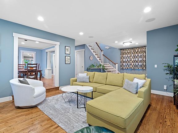 3rd image of 363 Los Gatos Blvd