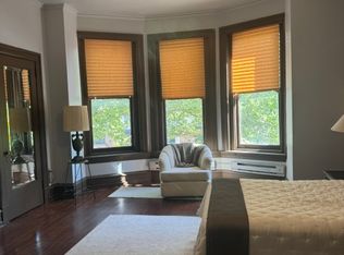 1039 Penn St #2F, Reading, PA 19601
