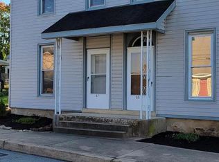 55 N Reamstown Rd, Stevens, PA 17578