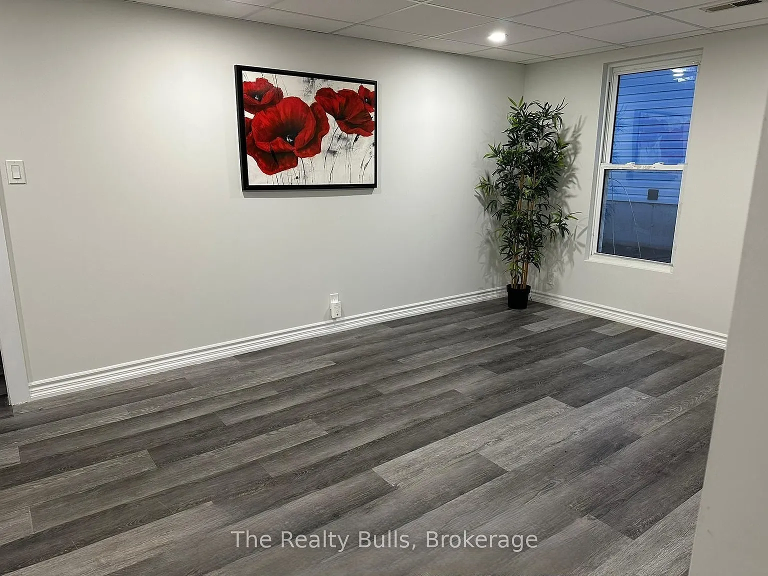3 bed, $1,699 — Photo 3