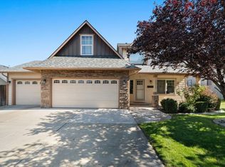 2017 S Sheppard Pl, Kennewick, WA 99338