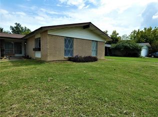 3022 Ridgeview Ln, Irving, TX 75062