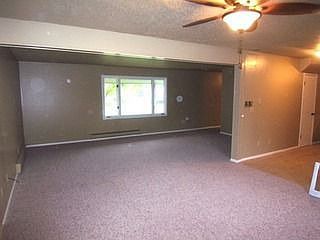2nd image of 4 Lourie Ln