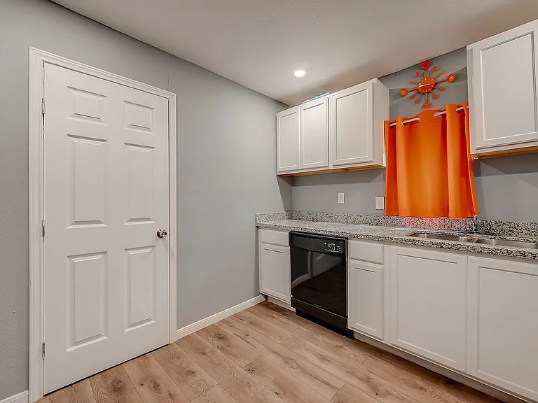 6823 Goforth St — Photo 13