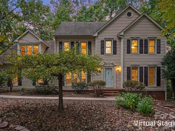 4608 Sarandon Ct, Charlotte, NC 28215