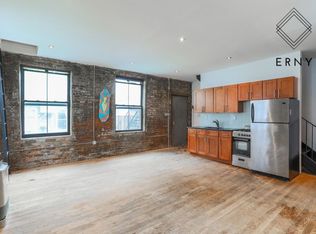 314 S 4th St, Brooklyn, NY 11211