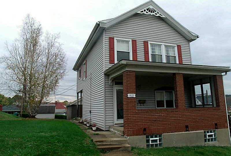 1st image of 1527 Elm St