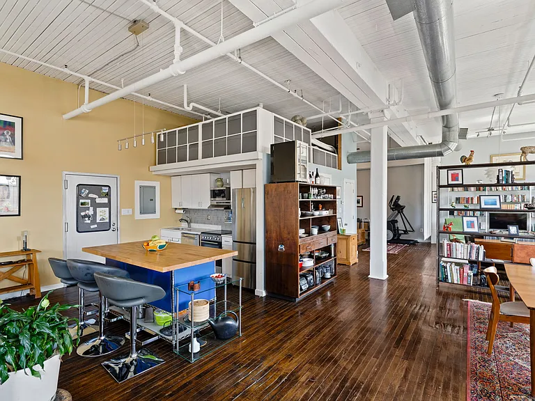 429 N 13th St #5G — Photo 17