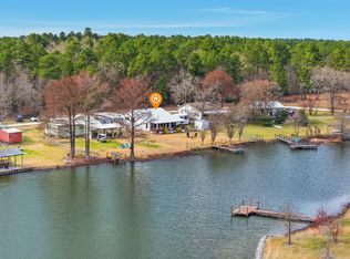 117 Horseshoe Lake Dr W, Huntsville, TX 77320