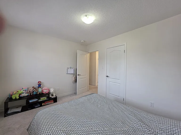 33 Sandhill Crane Dr — Photo 24