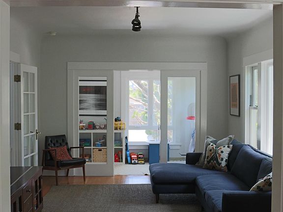 3rd image of 127 Brooks Ave #1/2
