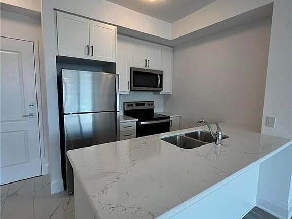 4th image of 450 Dundas St E #604