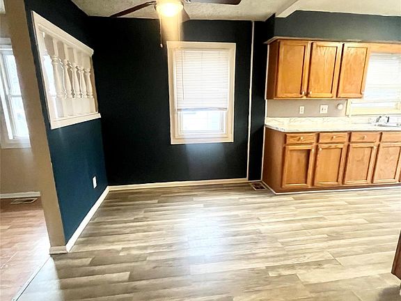 5th image of 636 Partridge St