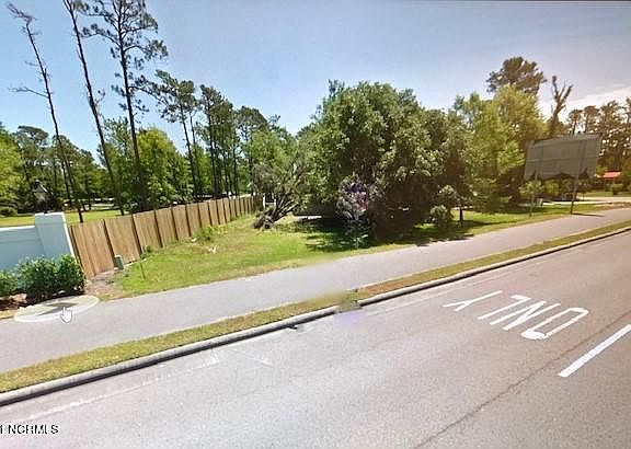 4th image of 101-105 E Westwood Road