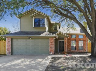 837 Globe Ave, Blue Mound, TX 76131