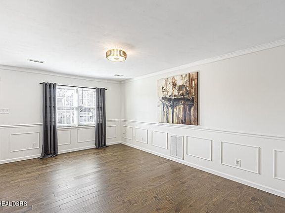 4th image of 4724 Brierley Dr