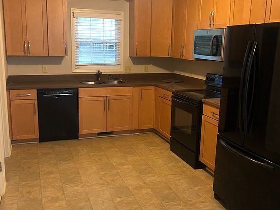3rd image of 120 Valley Forge Dr