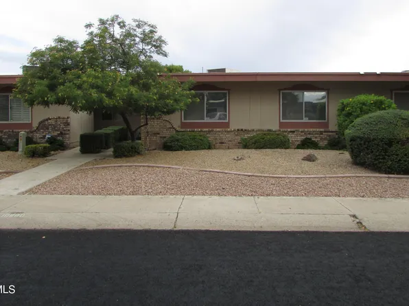 10880 W Emerald Dr, Sun City, AZ 85351