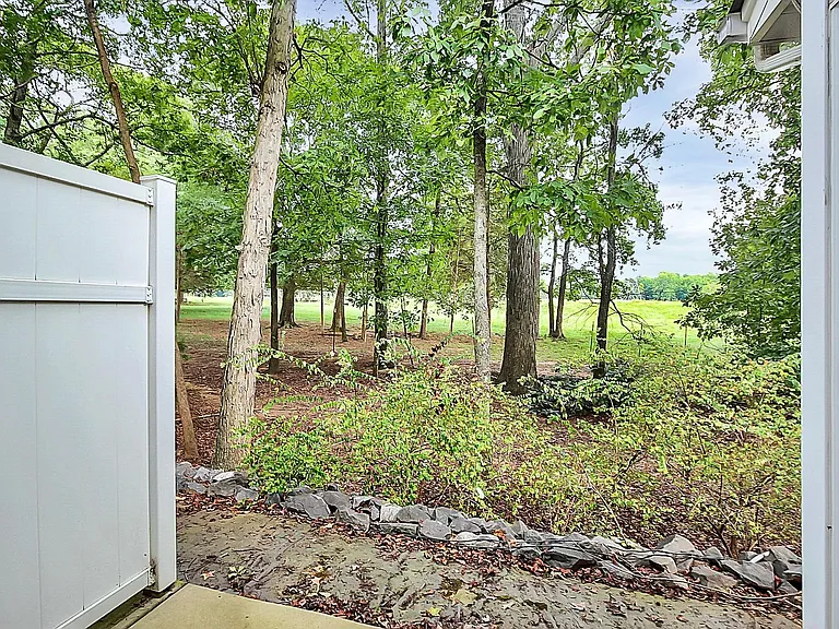 12433 McGrath Dr — Photo 26
