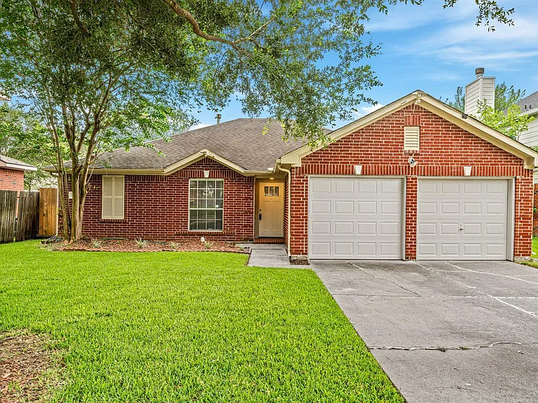15007 Changing Oak Ridge Ct — Photo 1