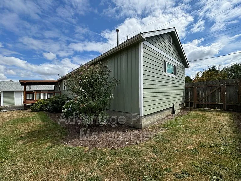 2889 NW Gibson Hill Rd — Photo 29
