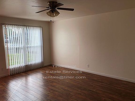 3rd image of 2529 Michelle Dr
