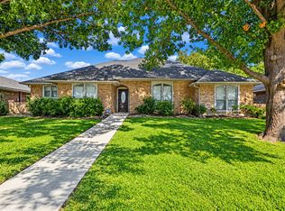 1919 Camden Way, Carrollton, TX 75007