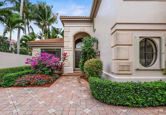 Home For Sale In Broken Sound Country Club