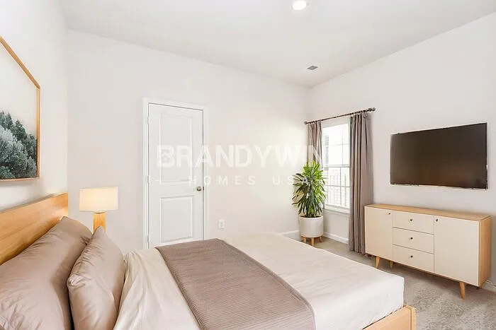 580 Glenmanor Dr — Photo 26