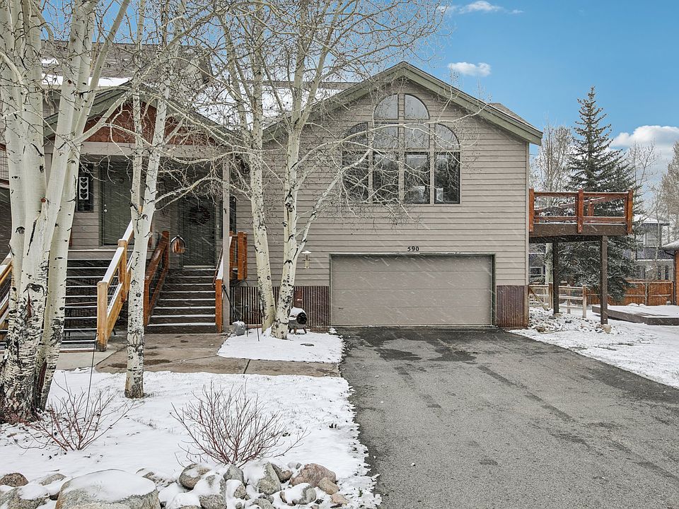 1st image of 590 W Coyote Dr #590
