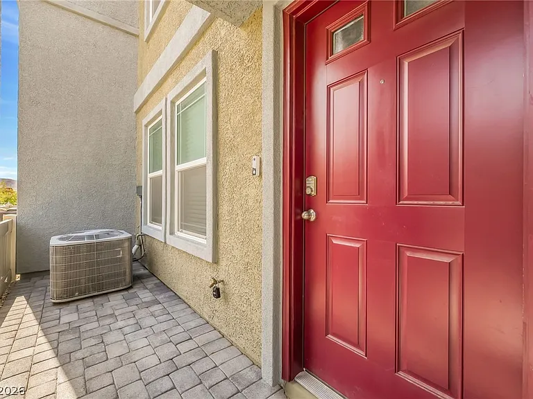 3717 Celesta Vista Ave — Photo 3