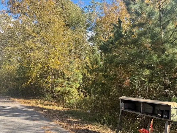 42 E Lonsdale St #A, Seneca, SC 29678