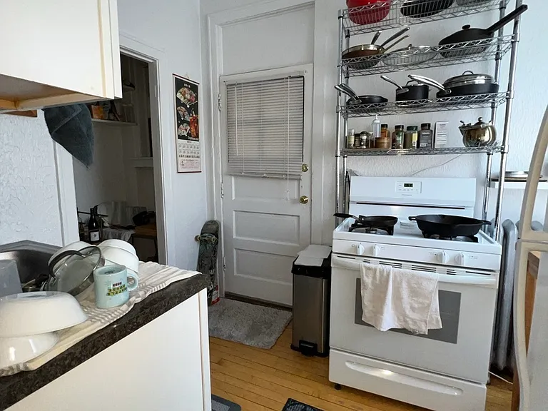 1916 N Drake Ave #2W — Photo 2