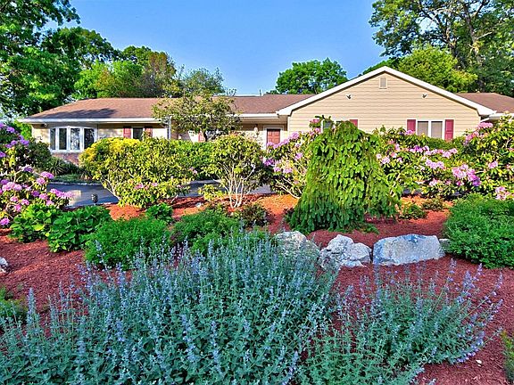 2nd image of 31 Wenwood Dr