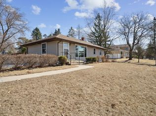 2860 Highview Ter, Eagan, MN 55121