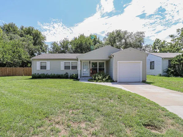 1211 E 61st St N, Wichita, KS 67219