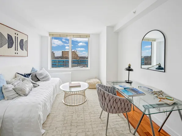 640 West 237th Street image 7 of 20