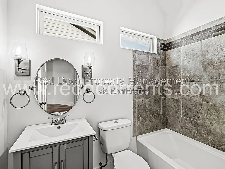 1133 Dawson St — Photo 27