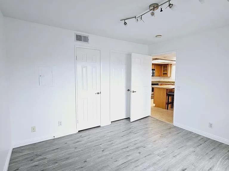 3448 Hathaway Ave #343 — Photo 11