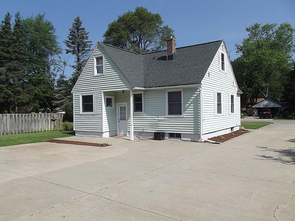 5th image of 450 Rose Park Dr