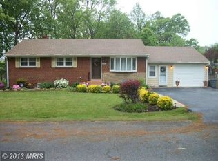 9310 Wellington St, Lanham, MD 20706