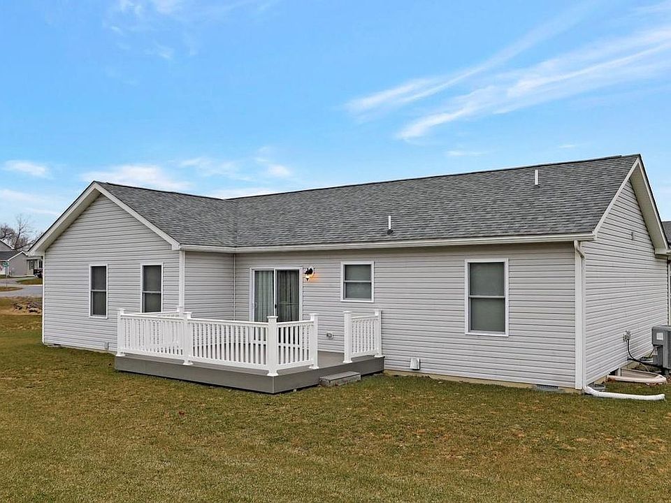 2nd image of 705 Ives St