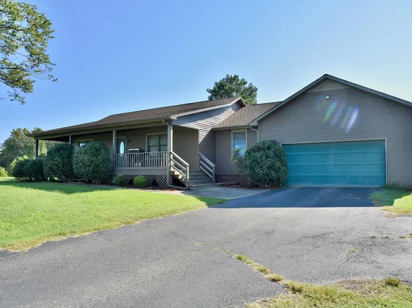 5850 Keeling Ln, Paducah, KY 42003