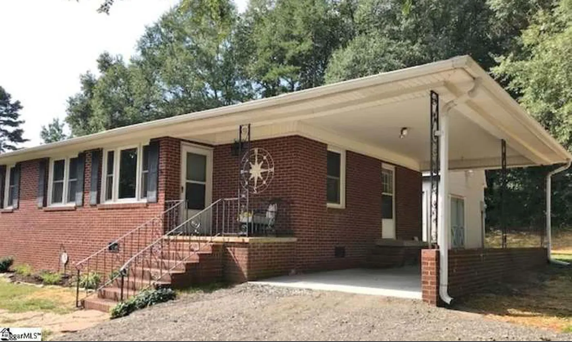 Building Photo - 5 Lamar Cir