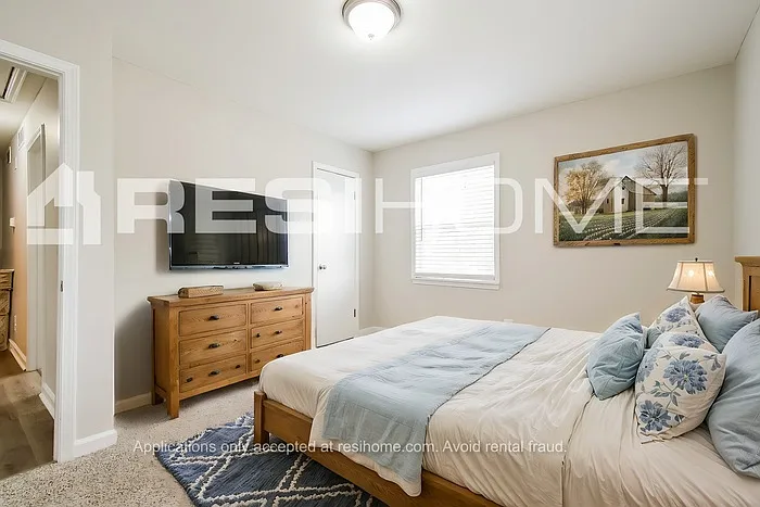 8283 Brittany Ln — Photo 10