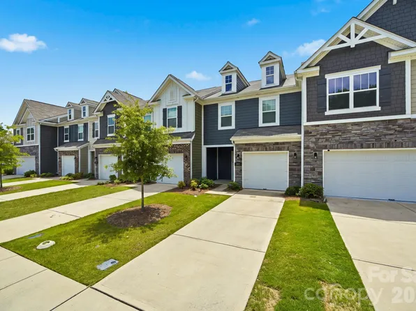 235 Quinn Rd, Matthews, NC 28104