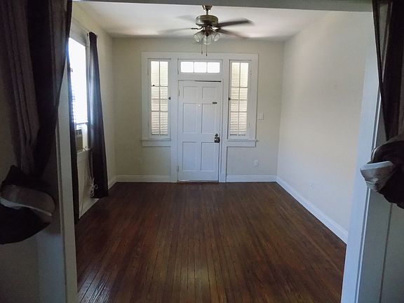 3rd image of 4709 Palmyra St
