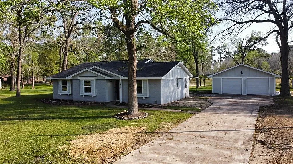 3 bed, 1629 sqft, $2,250 — Photo 1