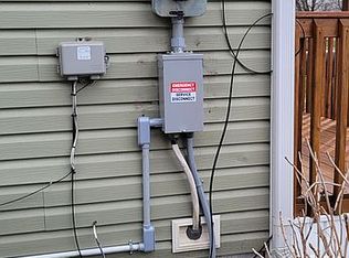 702 Broad St, Conneaut, OH 44030